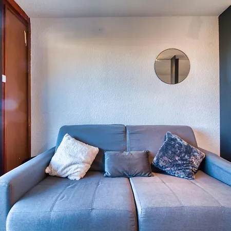 Soyouz Vanguard-104 By Interhome * Le Corbier